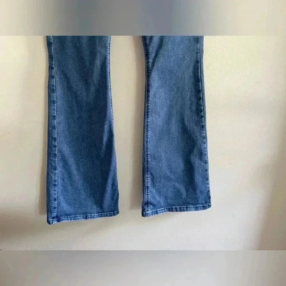 Topshop Three  High Waisted Flare Bell Bottom Stretch Jeans - Picture 7 of 14